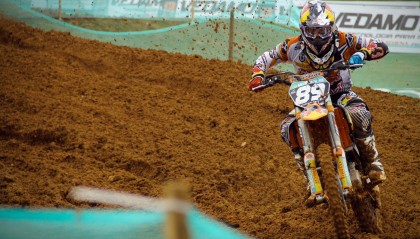 九游下载-世俱杯冷门不断：黑马球队如何逆袭强劲豪门？，什么是世俱杯